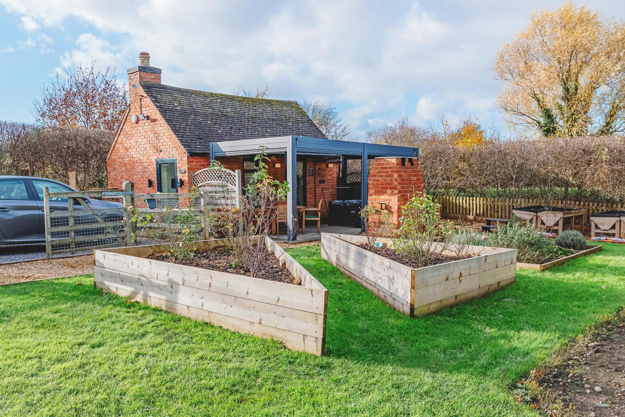 Cottage With Hot Tub - Near Cheltenham And Tewkesbury Bagian luar foto